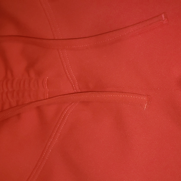 VICTORIAS SECRET PINK-Vibrant Red Leggings - Picture 2 of 5